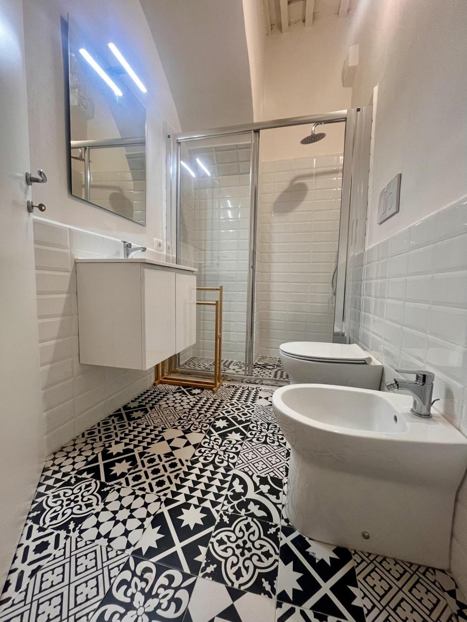 Luxury Apartment Centro Storico Piombino Esterno foto