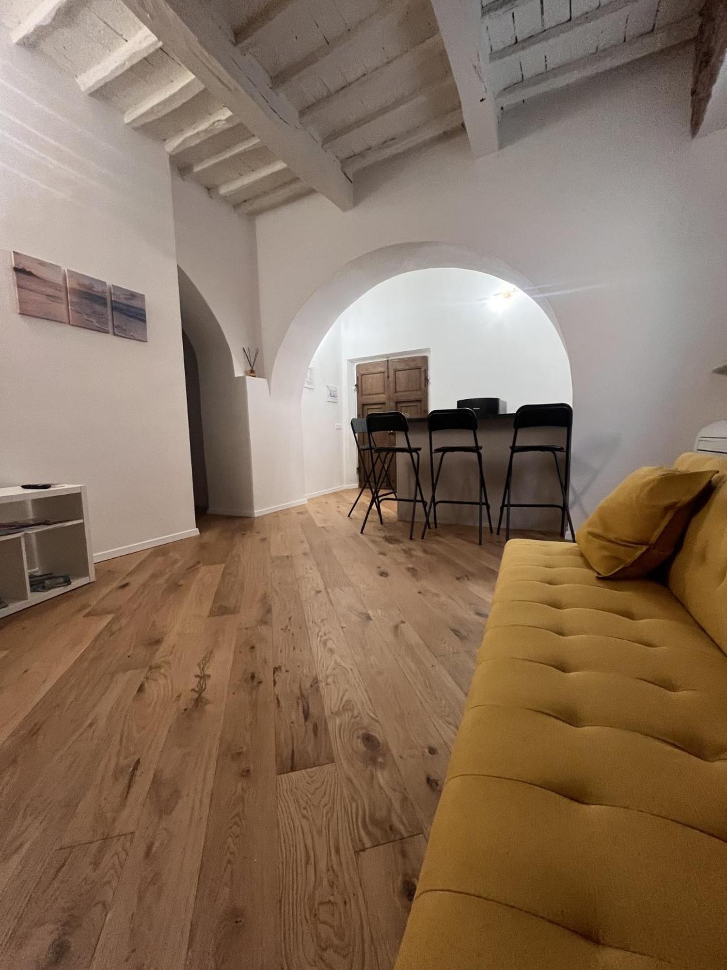 Luxury Apartment Centro Storico Piombino Esterno foto