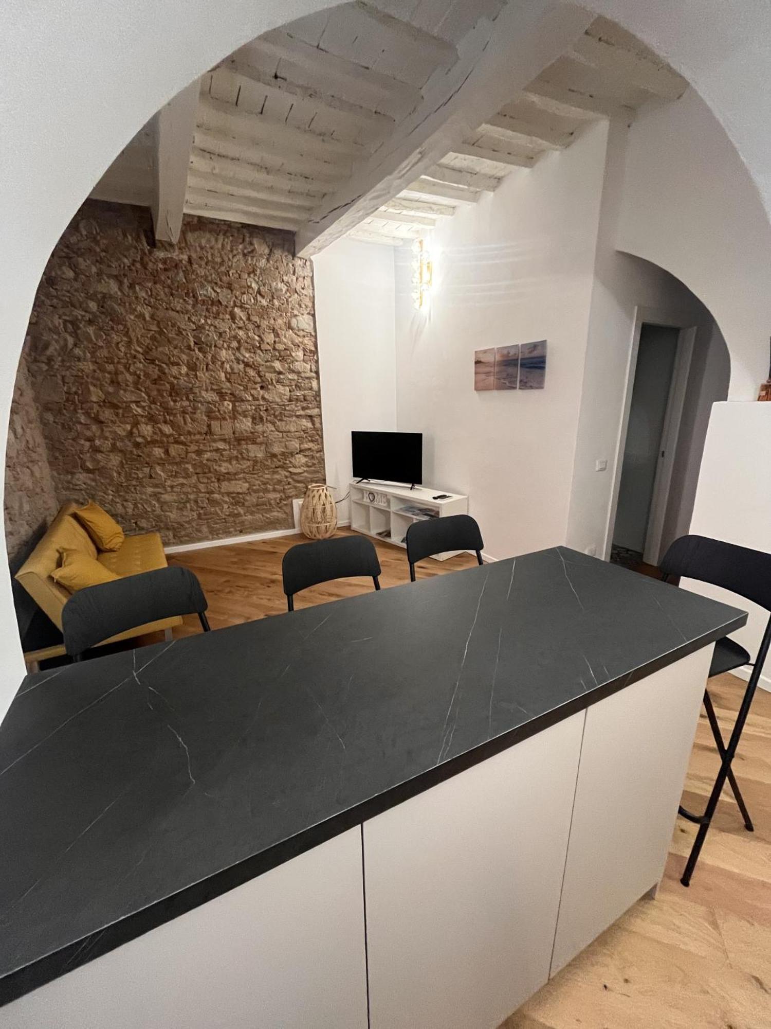 Luxury Apartment Centro Storico Piombino Esterno foto